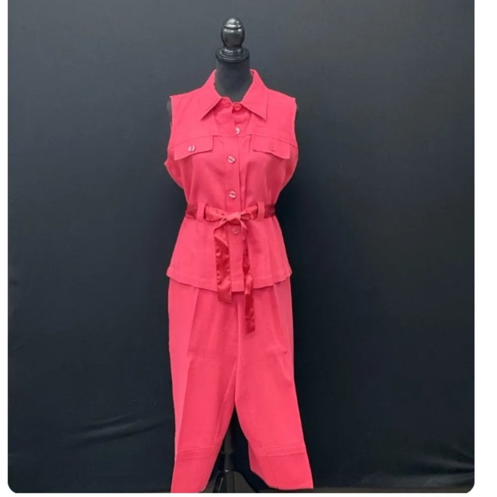 Shore Linen Blend Capri Set Top Large Capris Size‎ 10 Raspberry
Color